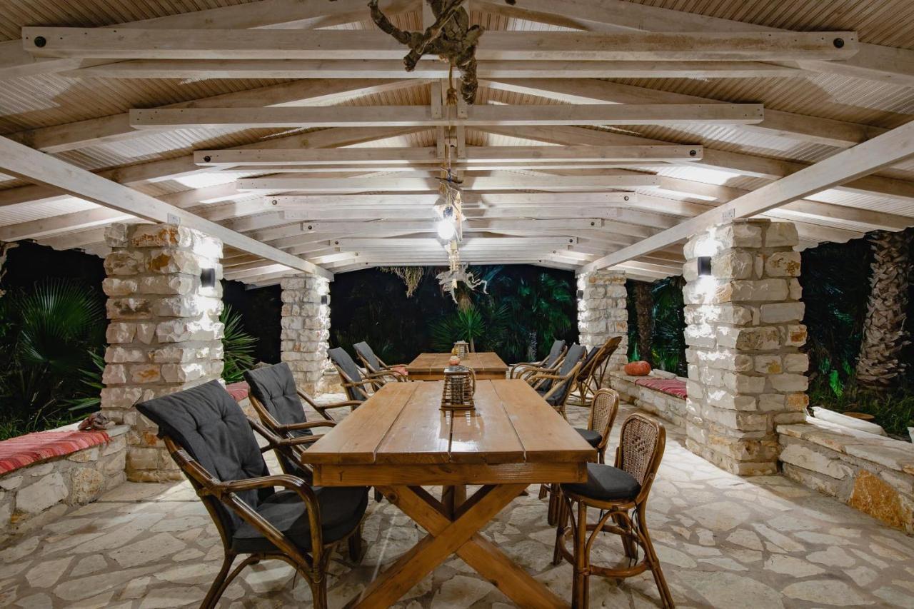 Orraon Lux Aparts بريفيزا المظهر الخارجي الصورة
